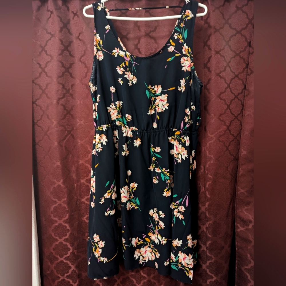 Bubble B. Size 3X, knee length dress